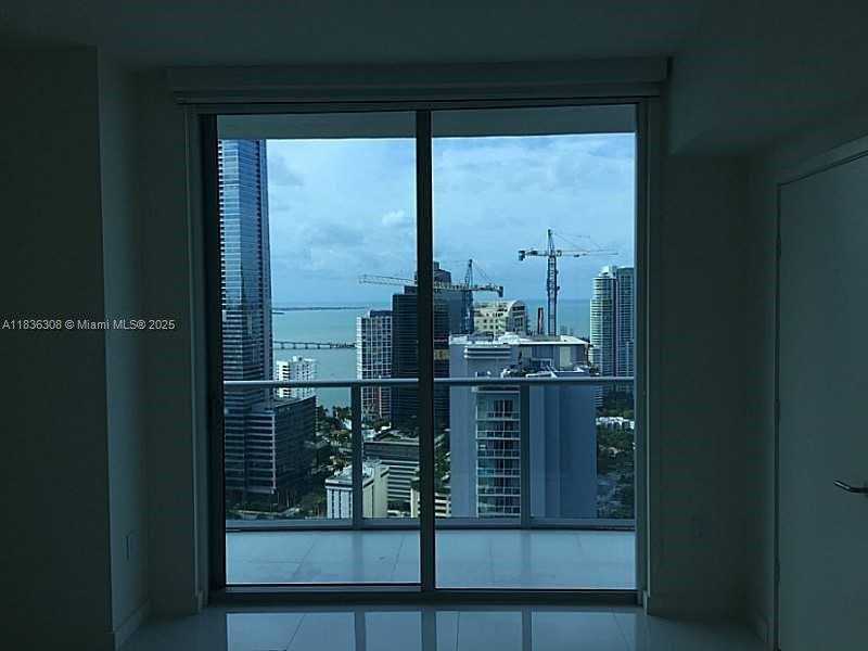 Small Image of 1100 SOUTH MIAMI AV #4103, Miami Number 5