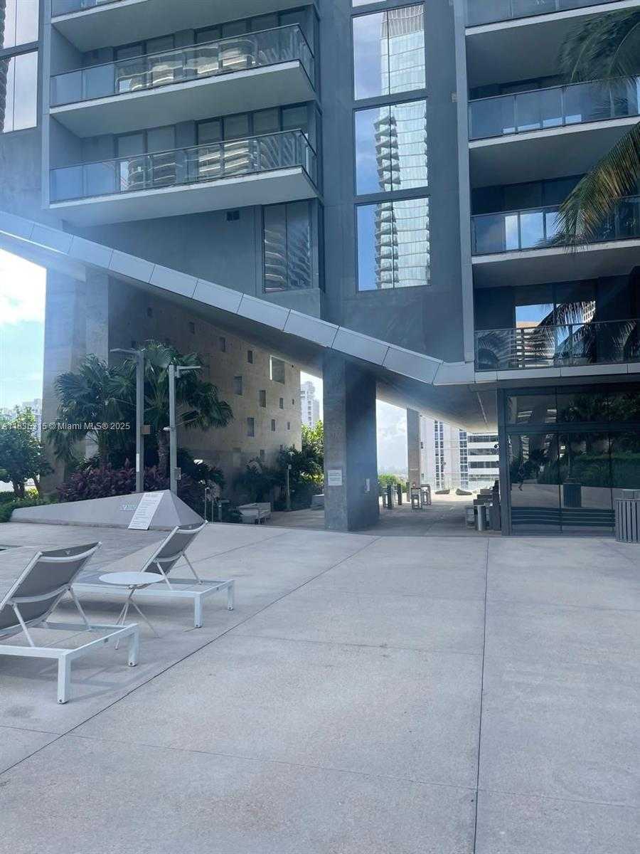 Small Image of 88 SOUTH WEST 7TH ST #2708, Miami Number 21