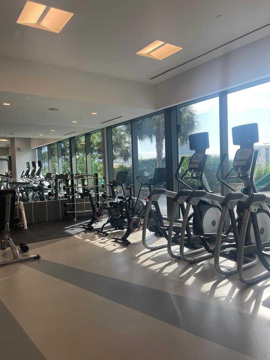 Small Image of 88 SOUTH WEST 7TH ST #2708, Miami Number 27