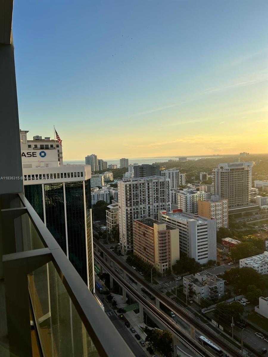 Small Image of 88 SOUTH WEST 7TH ST #2708, Miami Number 5