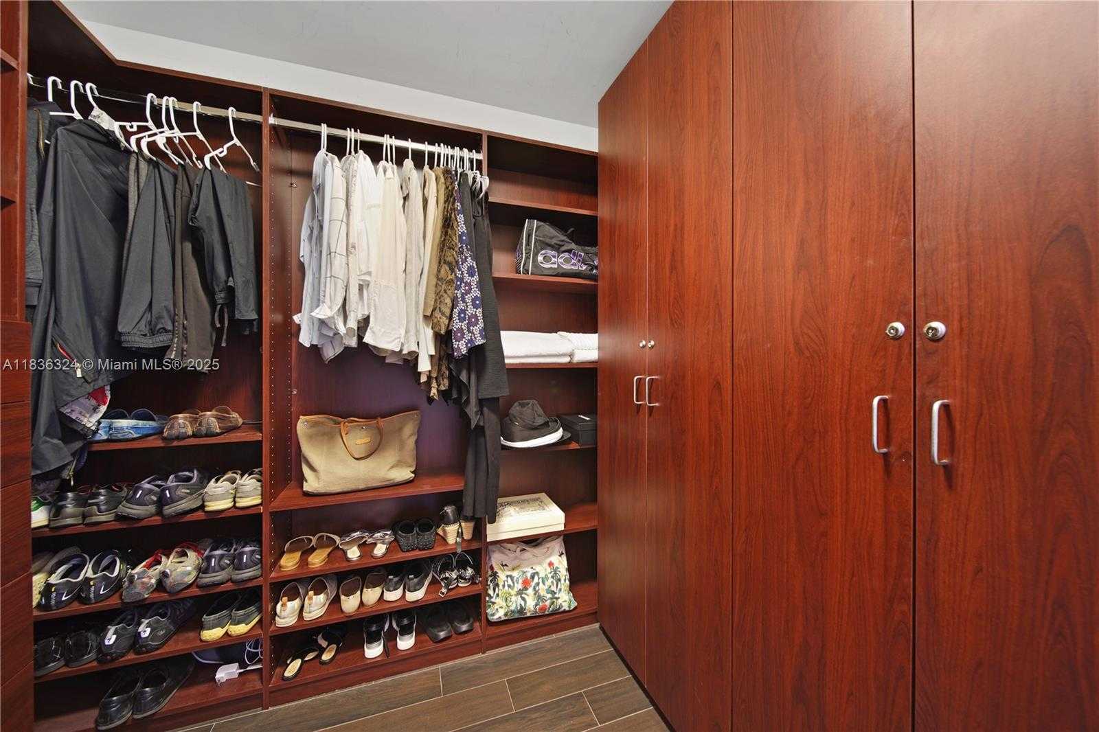 Small Image of 2301 COLLINS AVE #909, Miami Beach Number 22