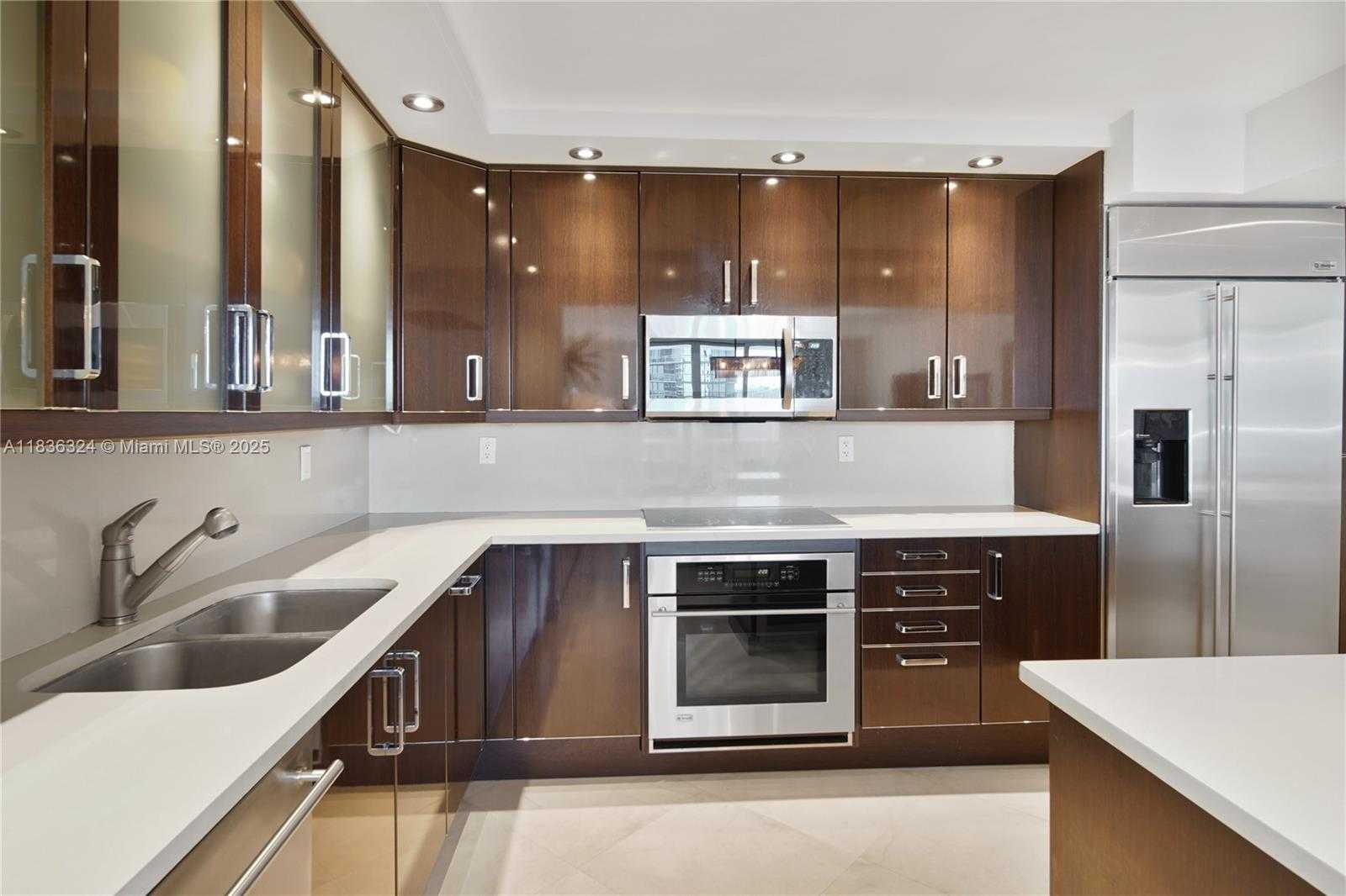 Small Image of 2301 COLLINS AVE #909, Miami Beach Number 7