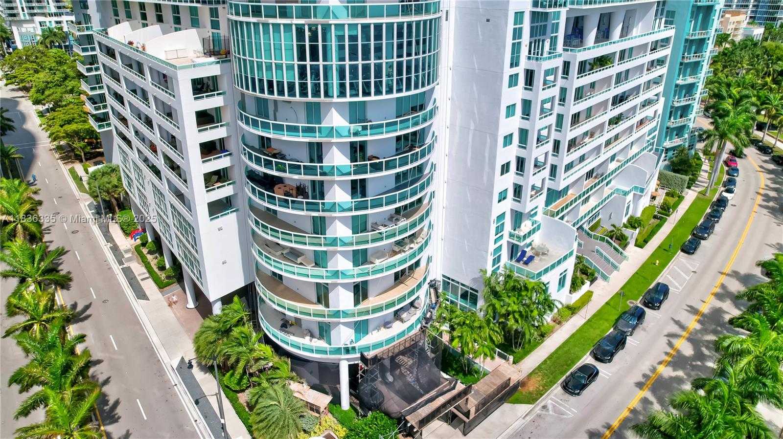 Small Image of 1800 NORTH BAYSHORE DR #2108, Miami Number 3