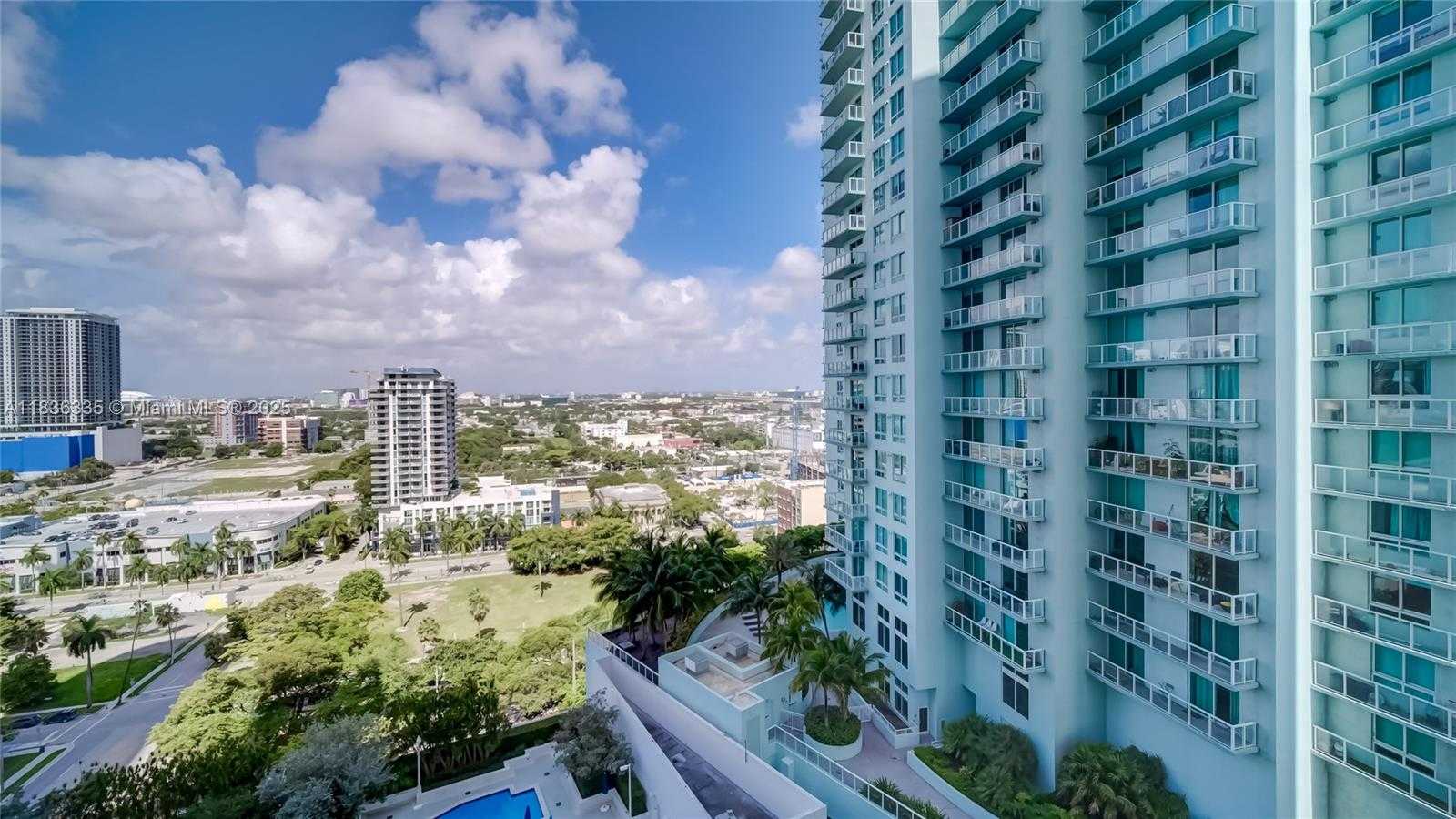 Small Image of 1800 NORTH BAYSHORE DR #2108, Miami Number 31