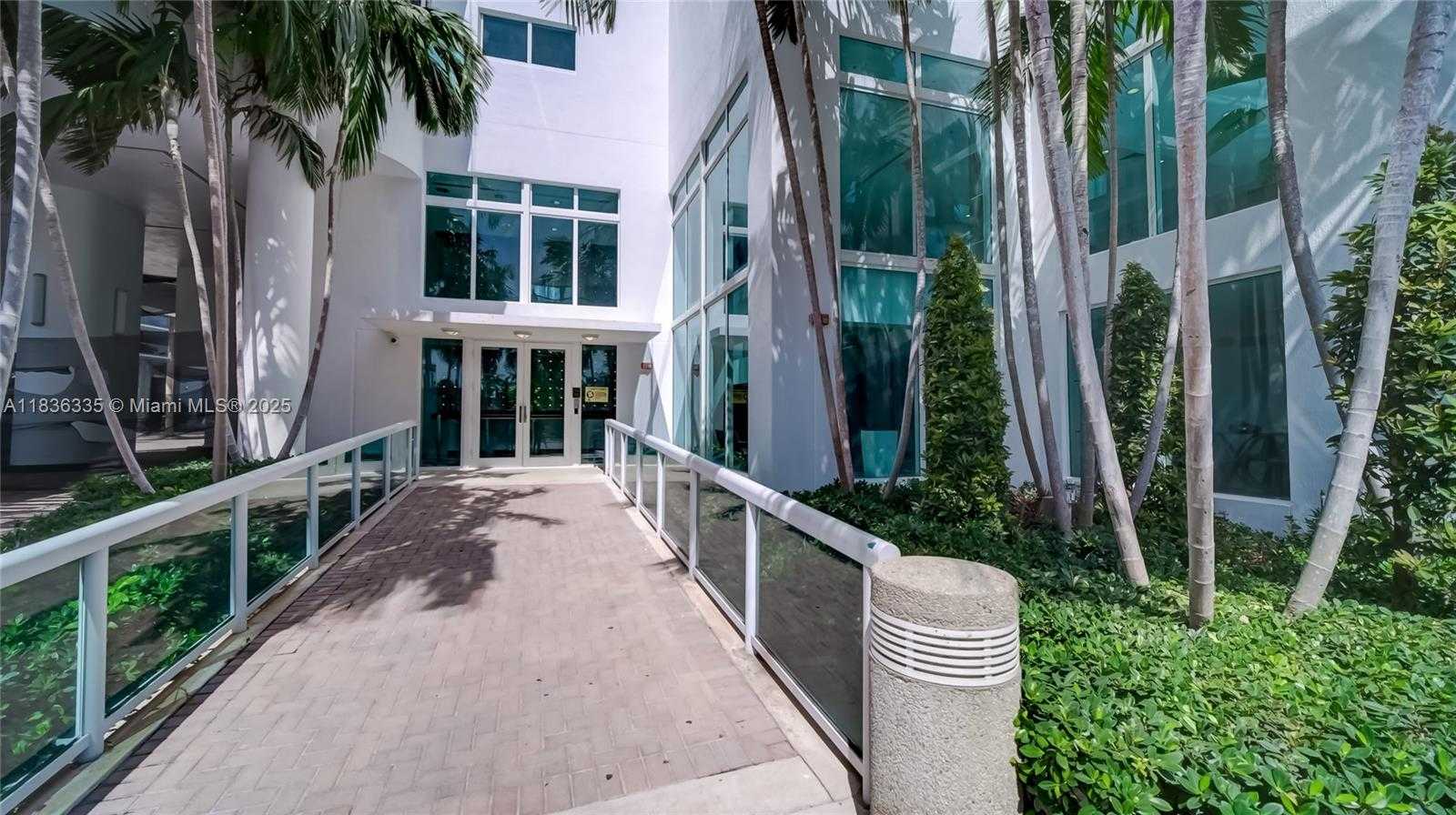 Small Image of 1800 NORTH BAYSHORE DR #2108, Miami Number 38