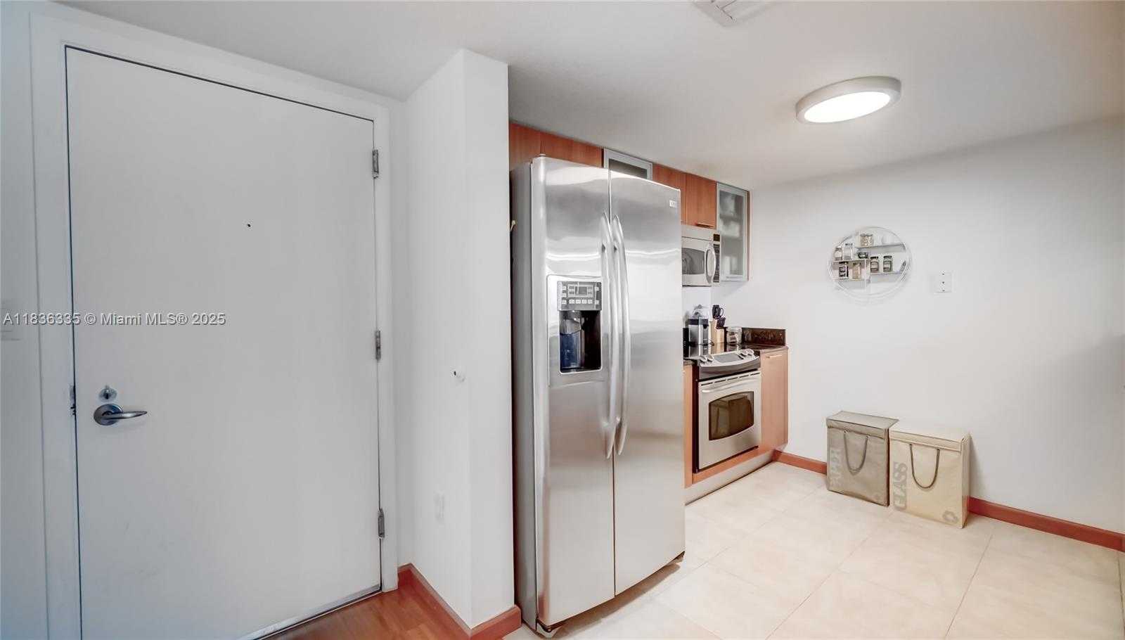 Small Image of 1800 NORTH BAYSHORE DR #2108, Miami Number 5