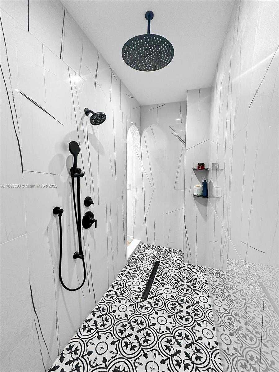 Small Image of 9291 SOUTH WEST 88TH ST, Miami Number 27