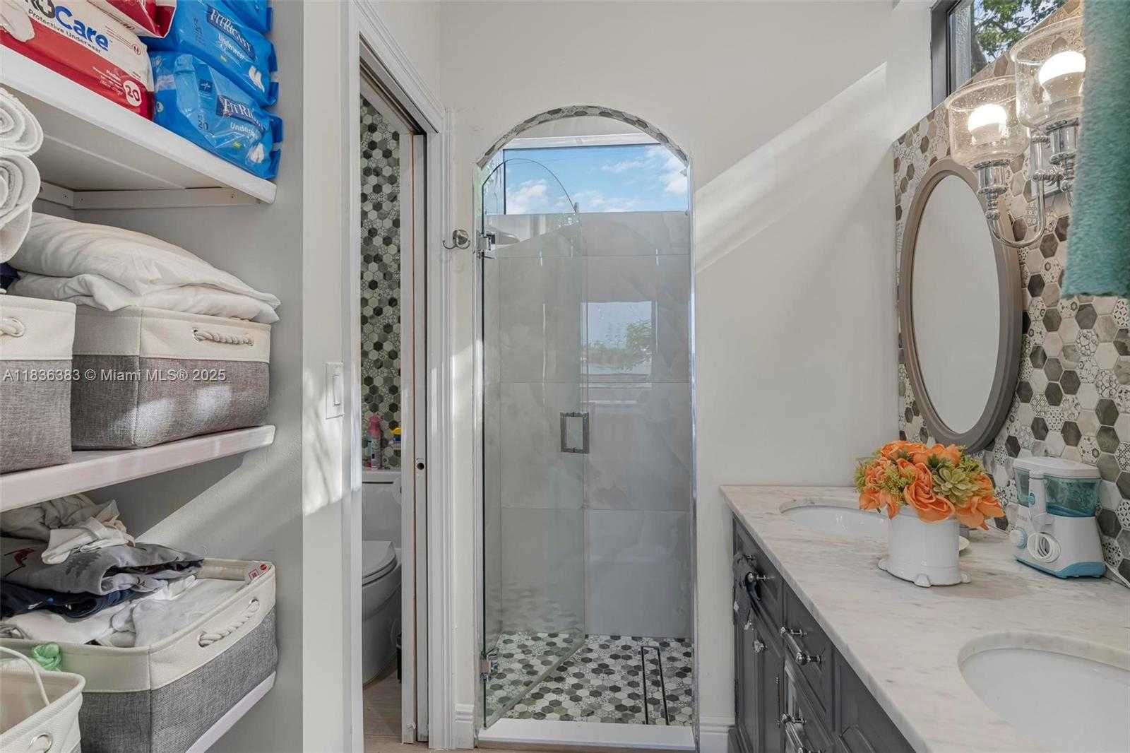 Small Image of 9291 SOUTH WEST 88TH ST, Miami Number 38
