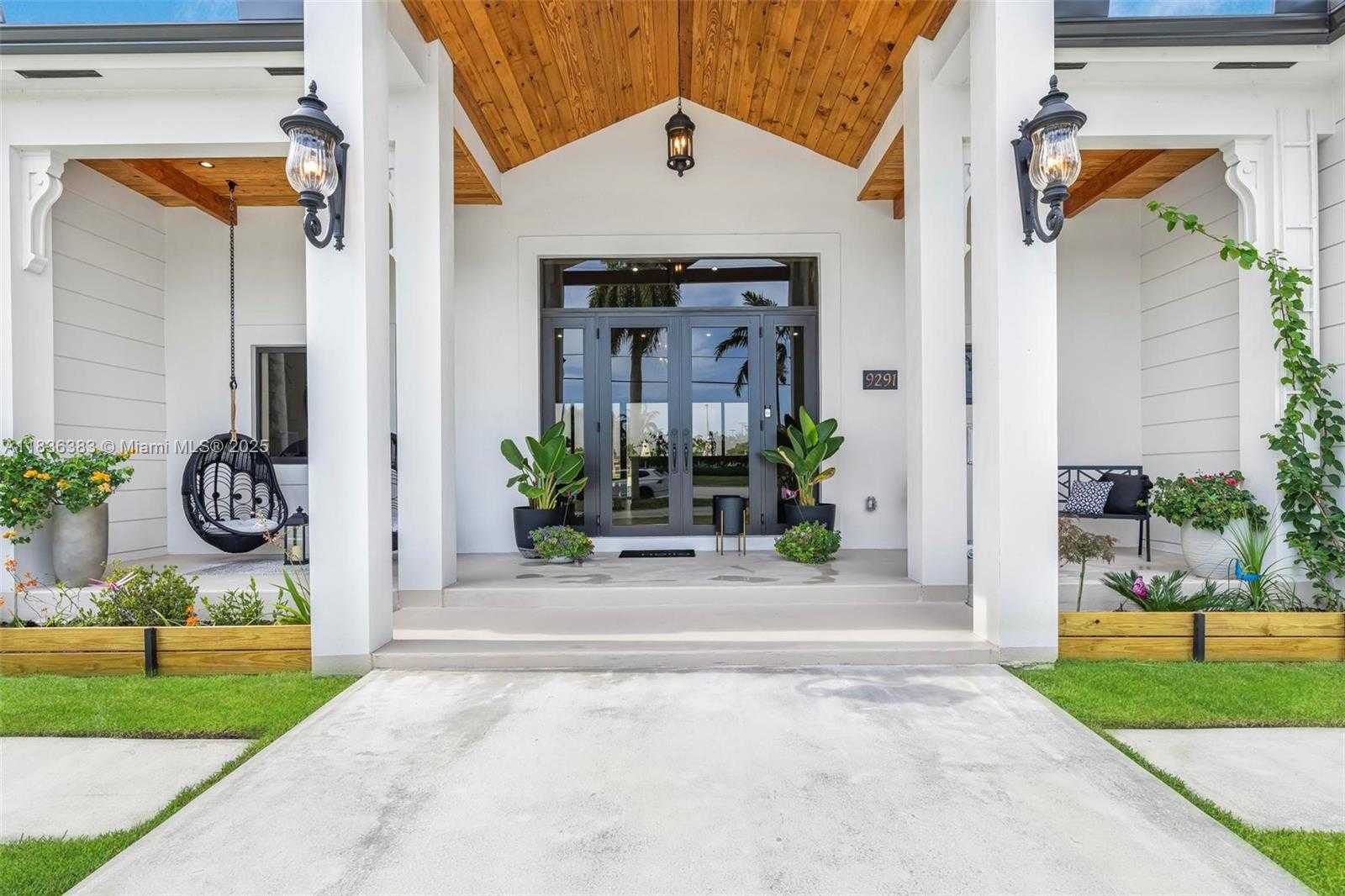 Small Image of 9291 SOUTH WEST 88TH ST, Miami Number 4