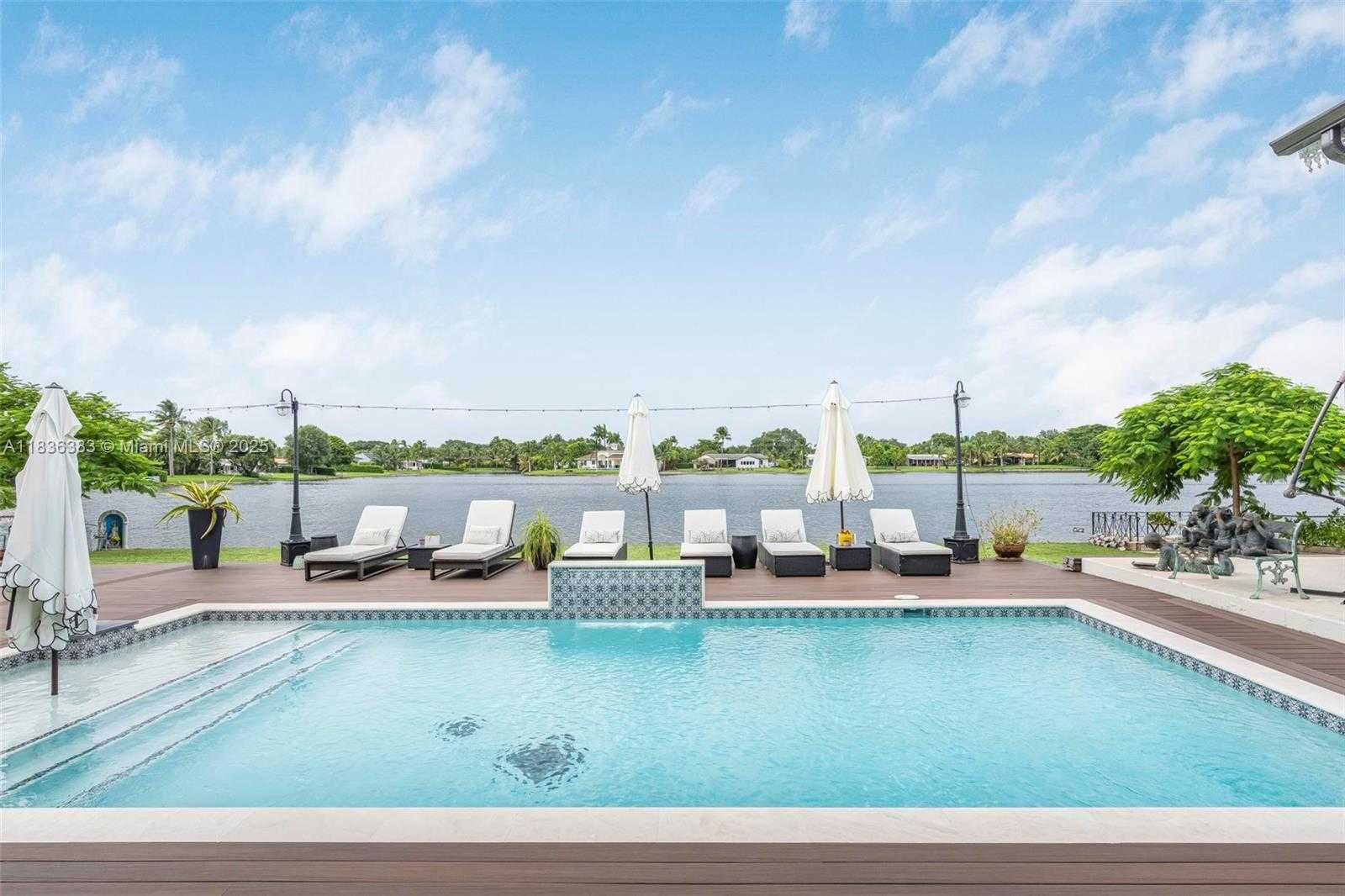 Small Image of 9291 SOUTH WEST 88TH ST, Miami Number 44