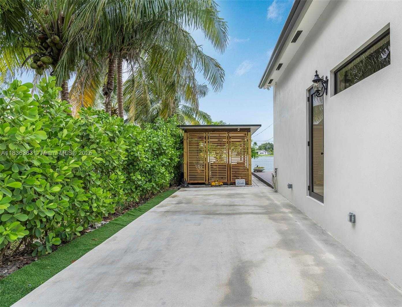 Small Image of 9291 SOUTH WEST 88TH ST, Miami Number 53