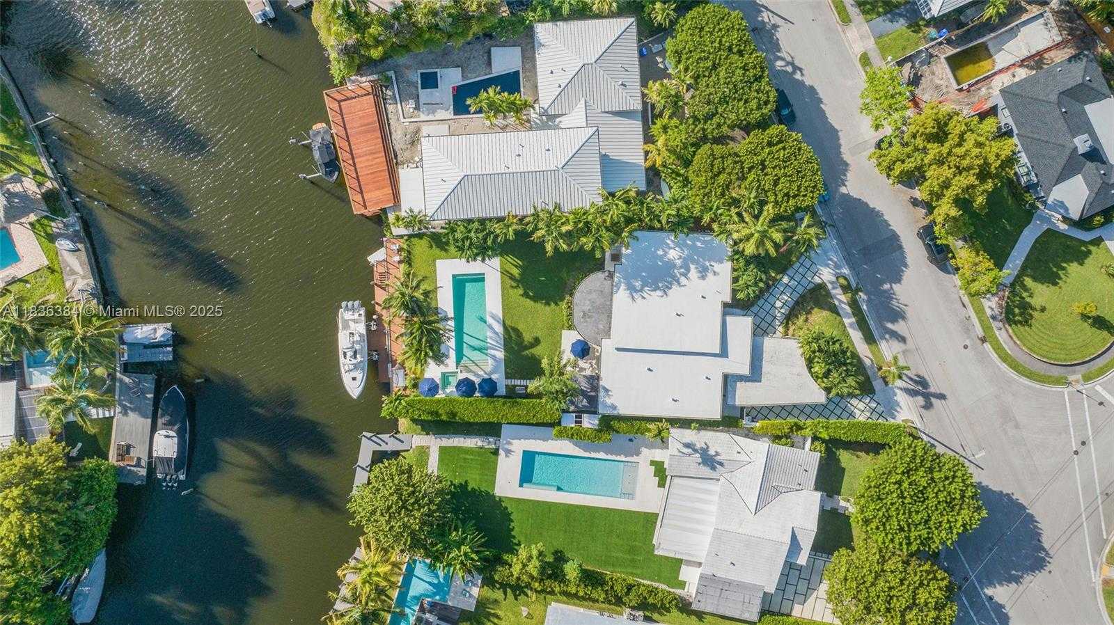 Small Image of 815 NORTH EAST 76TH ST, Miami Number 28