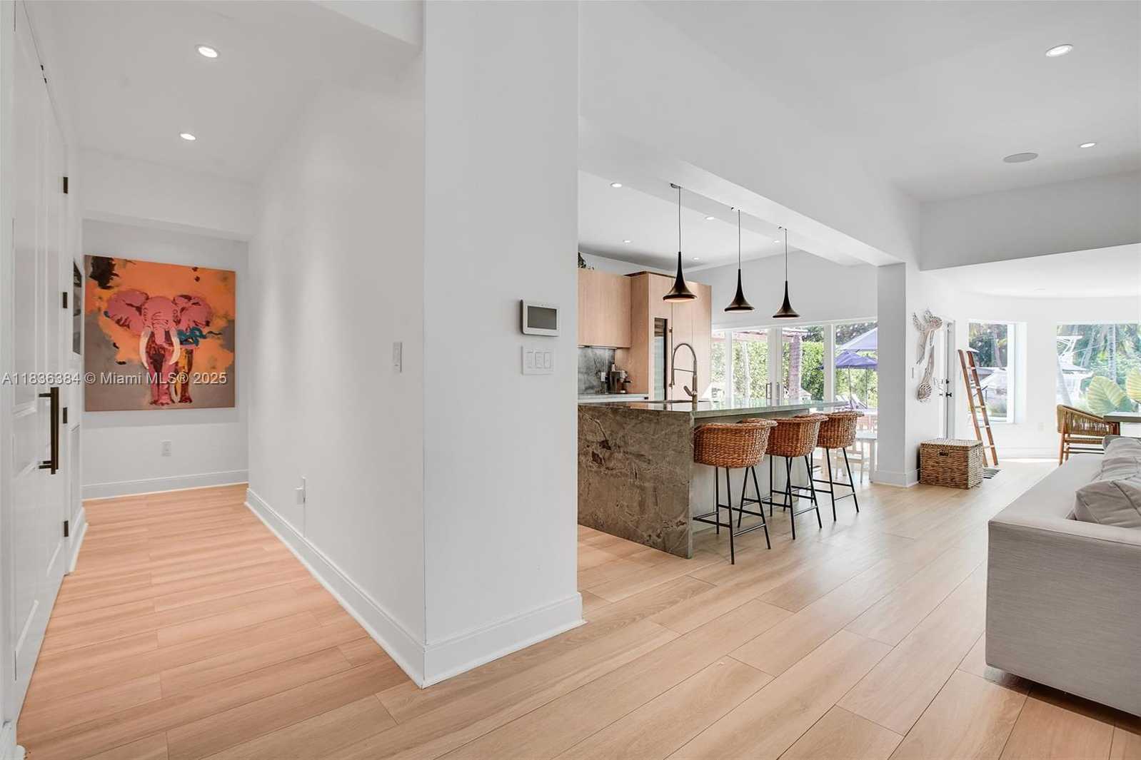 Small Image of 815 NORTH EAST 76TH ST, Miami Number 5