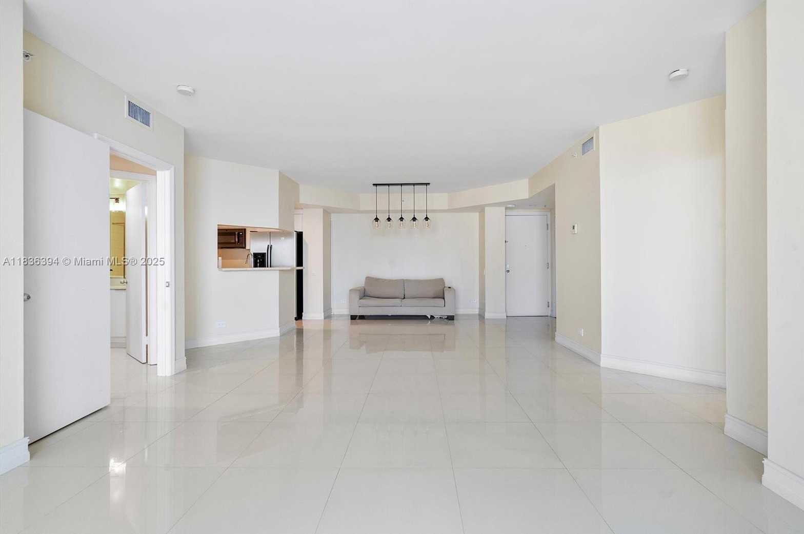 Small Image of 701 BRICKELL KEY BLVD #1802, Miami Number 13