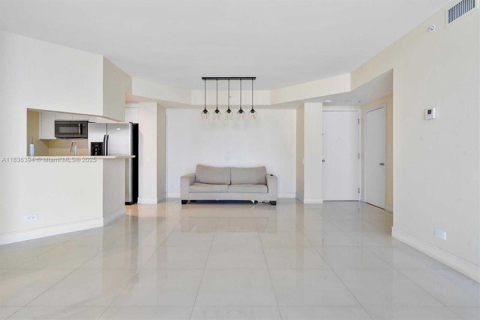 Small Image of 701 BRICKELL KEY BLVD #1802, Miami Number 14