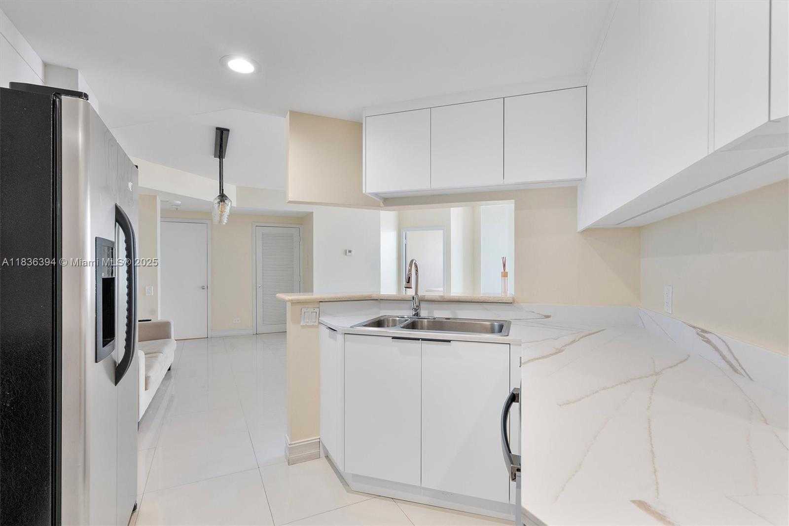 Small Image of 701 BRICKELL KEY BLVD #1802, Miami Number 23