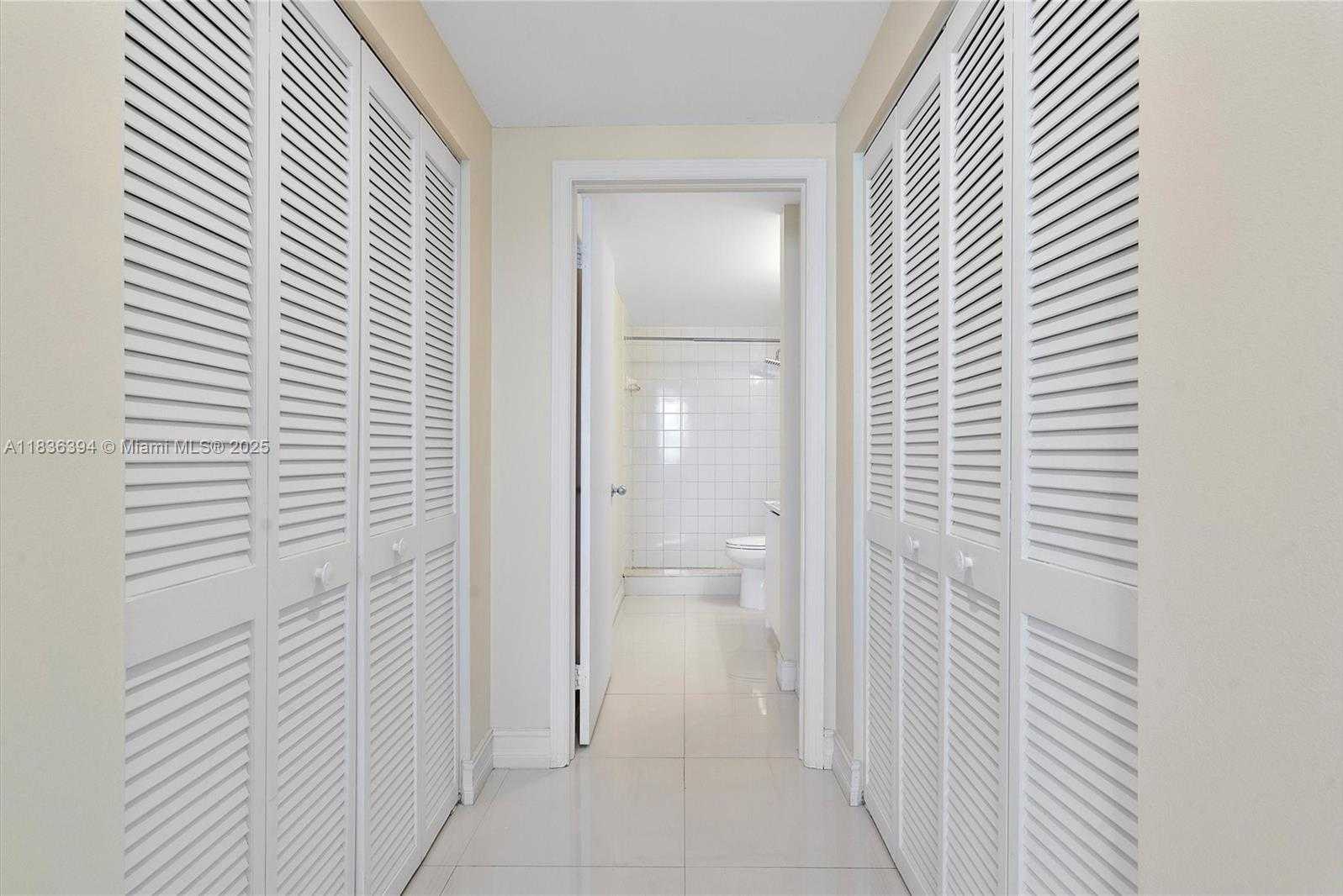 Small Image of 701 BRICKELL KEY BLVD #1802, Miami Number 29