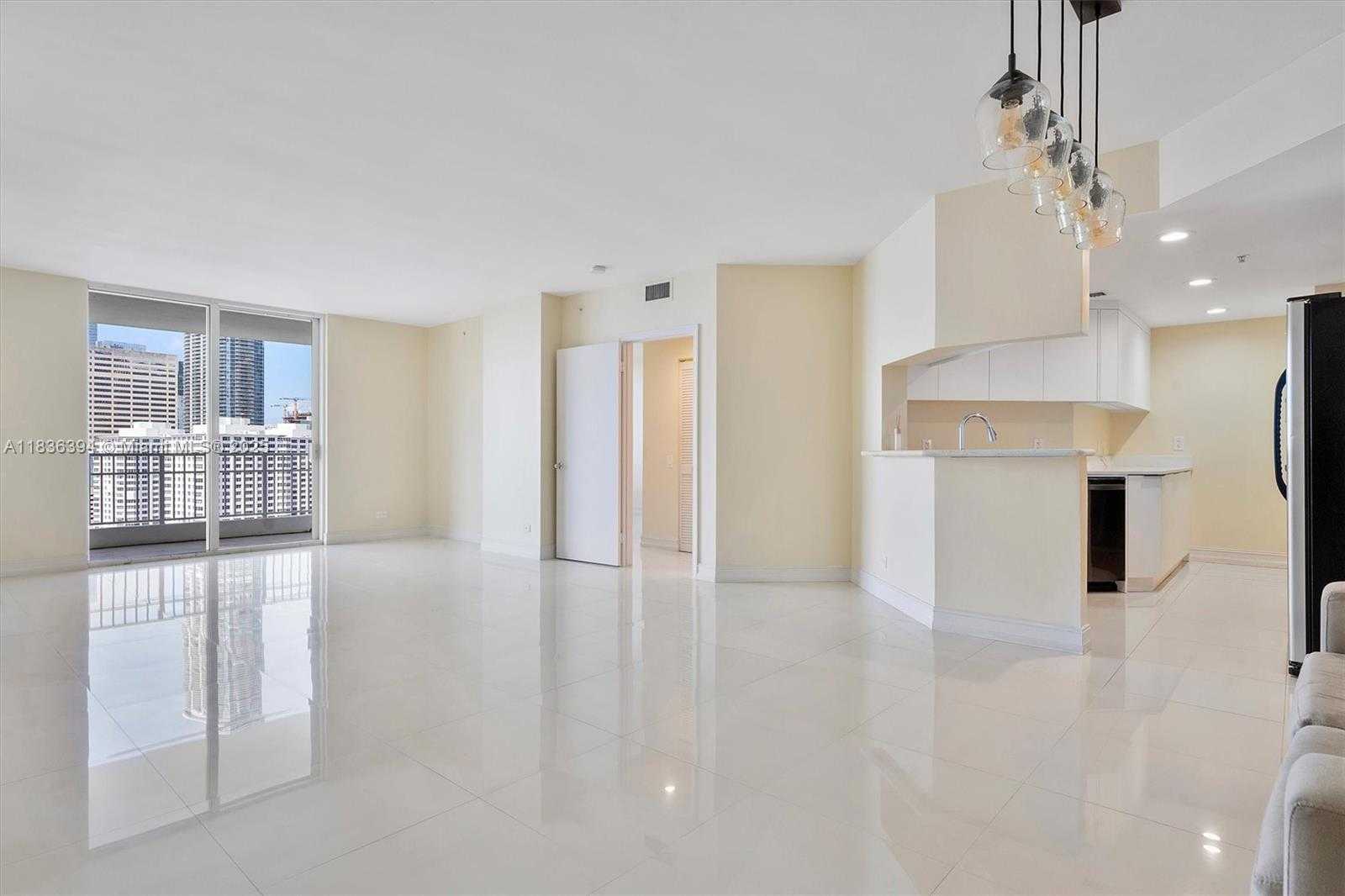 Small Image of 701 BRICKELL KEY BLVD #1802, Miami Number 3