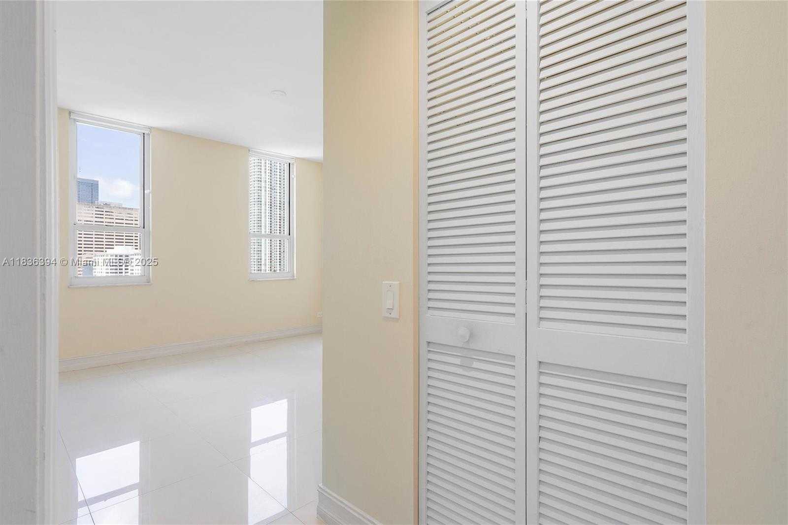 Small Image of 701 BRICKELL KEY BLVD #1802, Miami Number 33