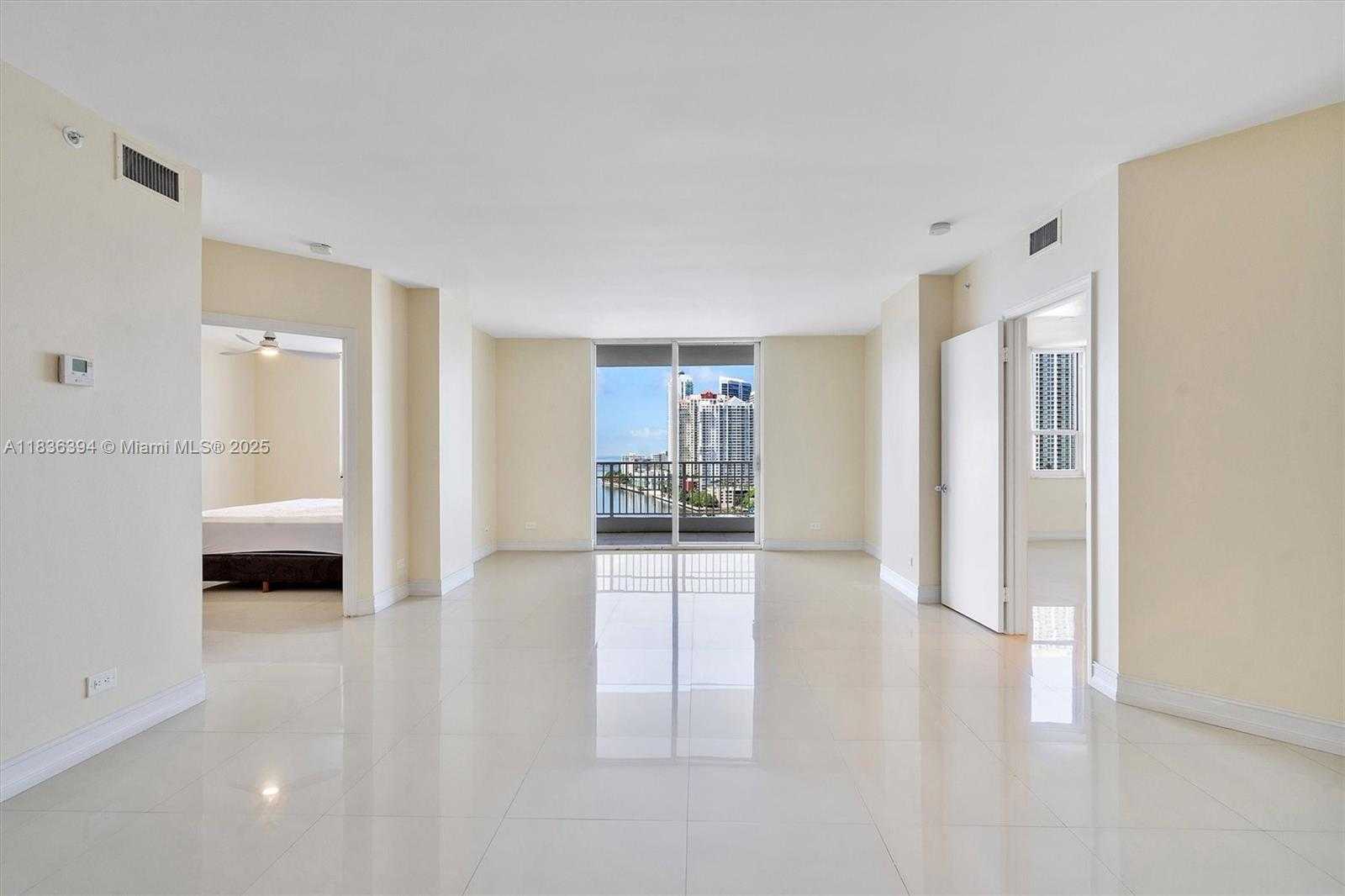 Small Image of 701 BRICKELL KEY BLVD #1802, Miami Number 5