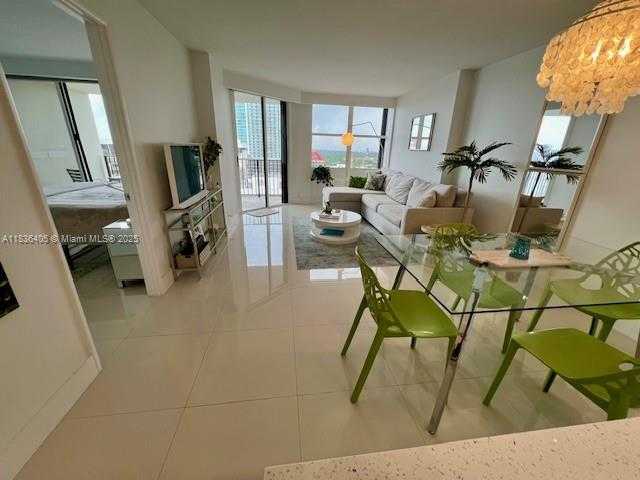 Small Image of 1901 BRICKELL AV #B2405, Miami Number 3