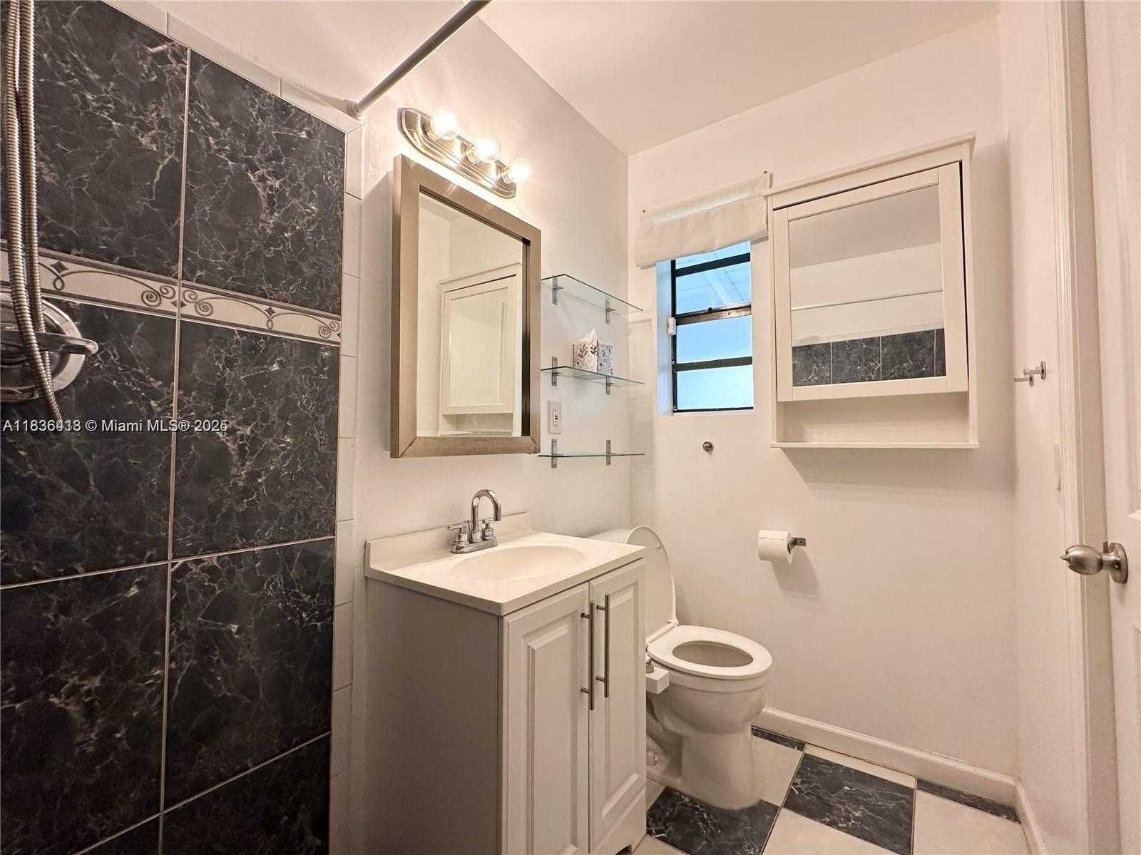 Small Image of 460 NORTH WEST 90TH ST, El Portal Number 27