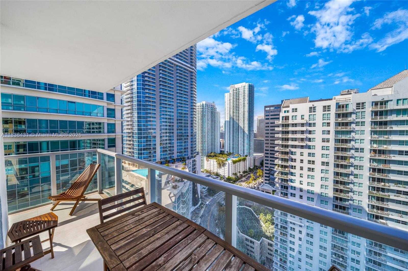 Small Image of 1155 BRICKELL BAY DR #3002, Miami Number 10