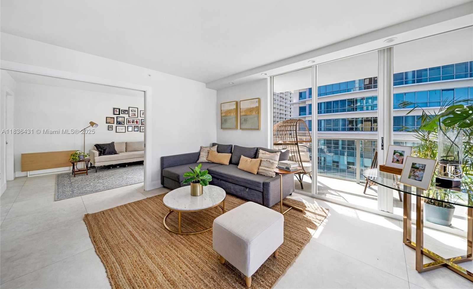 Small Image of 1155 BRICKELL BAY DR #3002, Miami Number 3