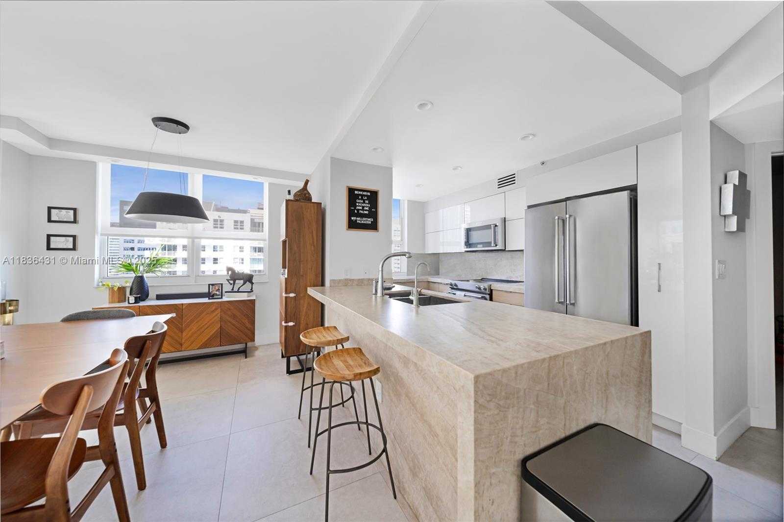 Small Image of 1155 BRICKELL BAY DR #3002, Miami Number 7