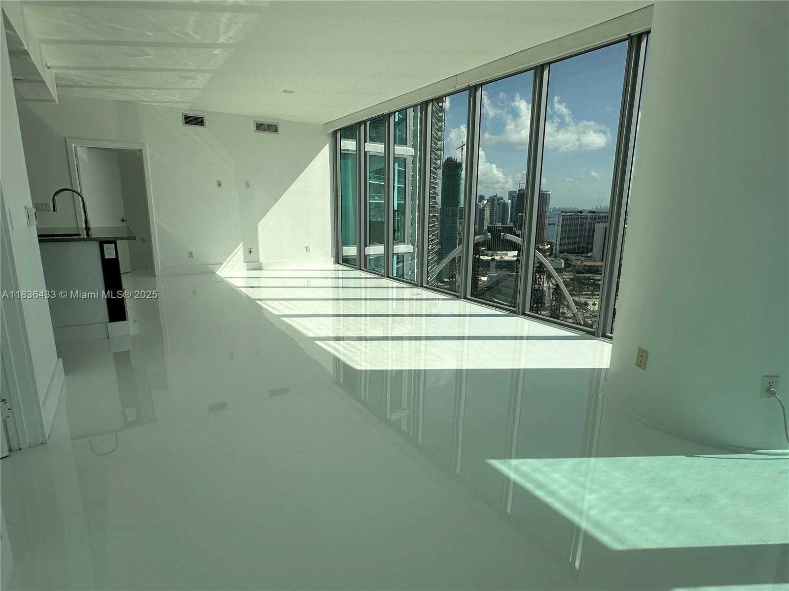 Small Image of 888 BISCAYNE BLVD #4208, Miami Number 9