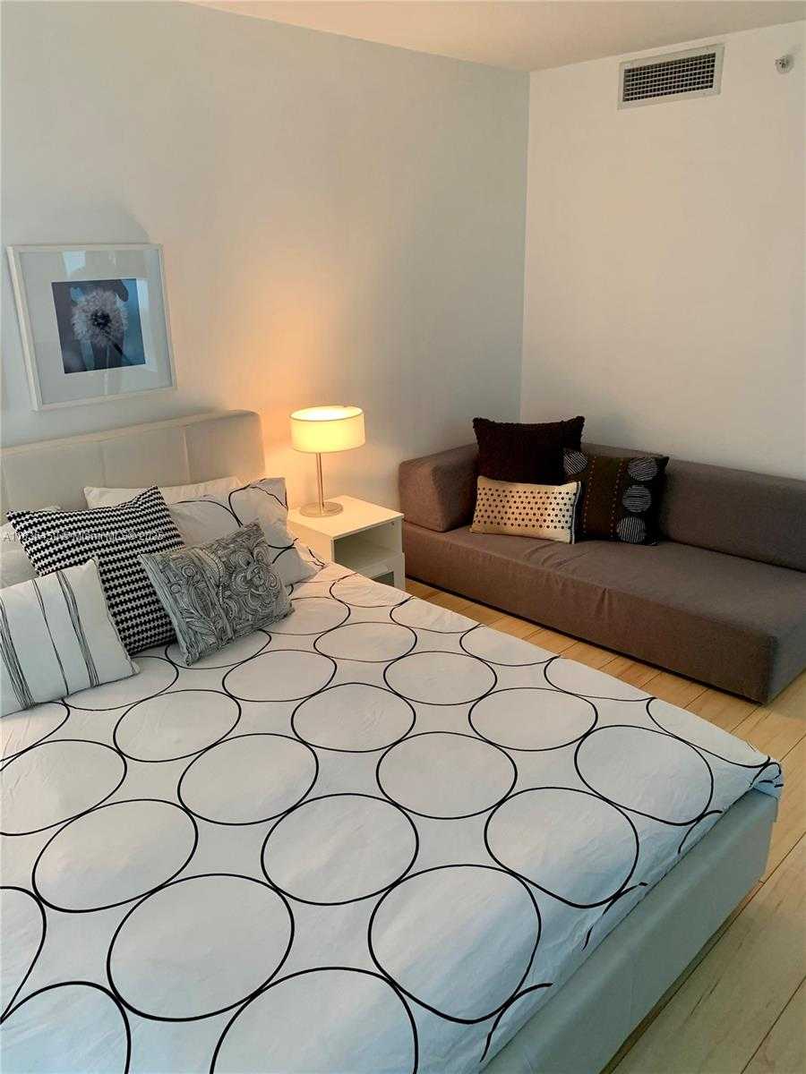 Small Image of 2101 BRICKELL AVE #2911, Miami Number 13