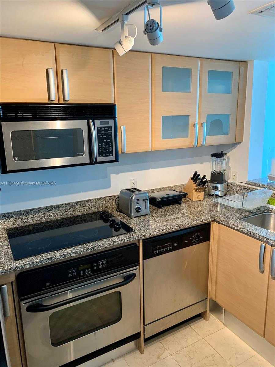 Small Image of 2101 BRICKELL AVE #2911, Miami Number 18