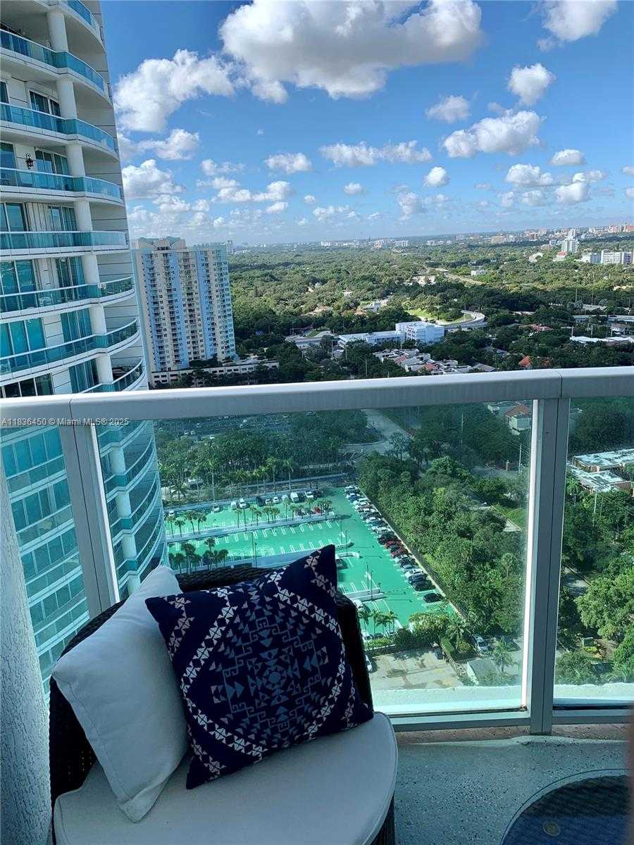 Small Image of 2101 BRICKELL AVE #2911, Miami Number 2