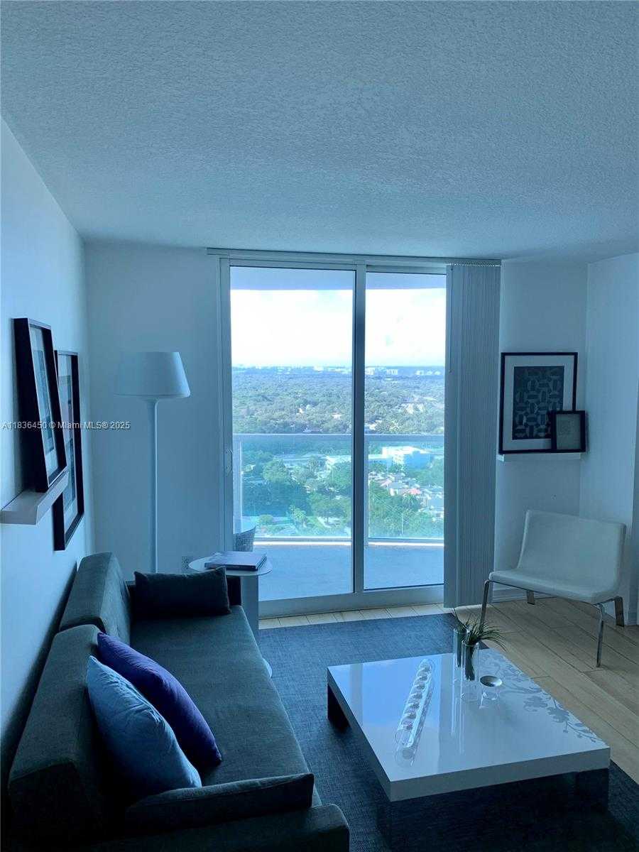 Small Image of 2101 BRICKELL AVE #2911, Miami Number 5