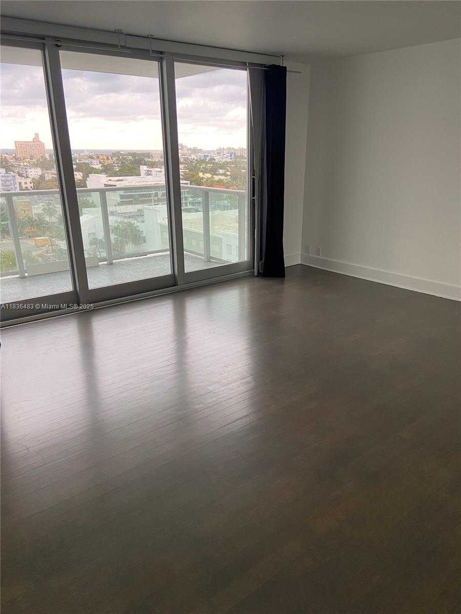 Small Image of 1000 WEST AVE #1131, Miami Beach Number 2