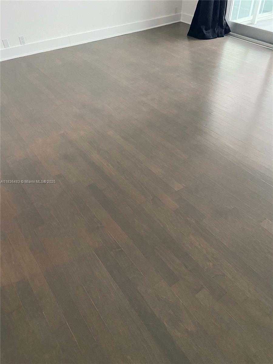 Small Image of 1000 WEST AVE #1131, Miami Beach Number 3