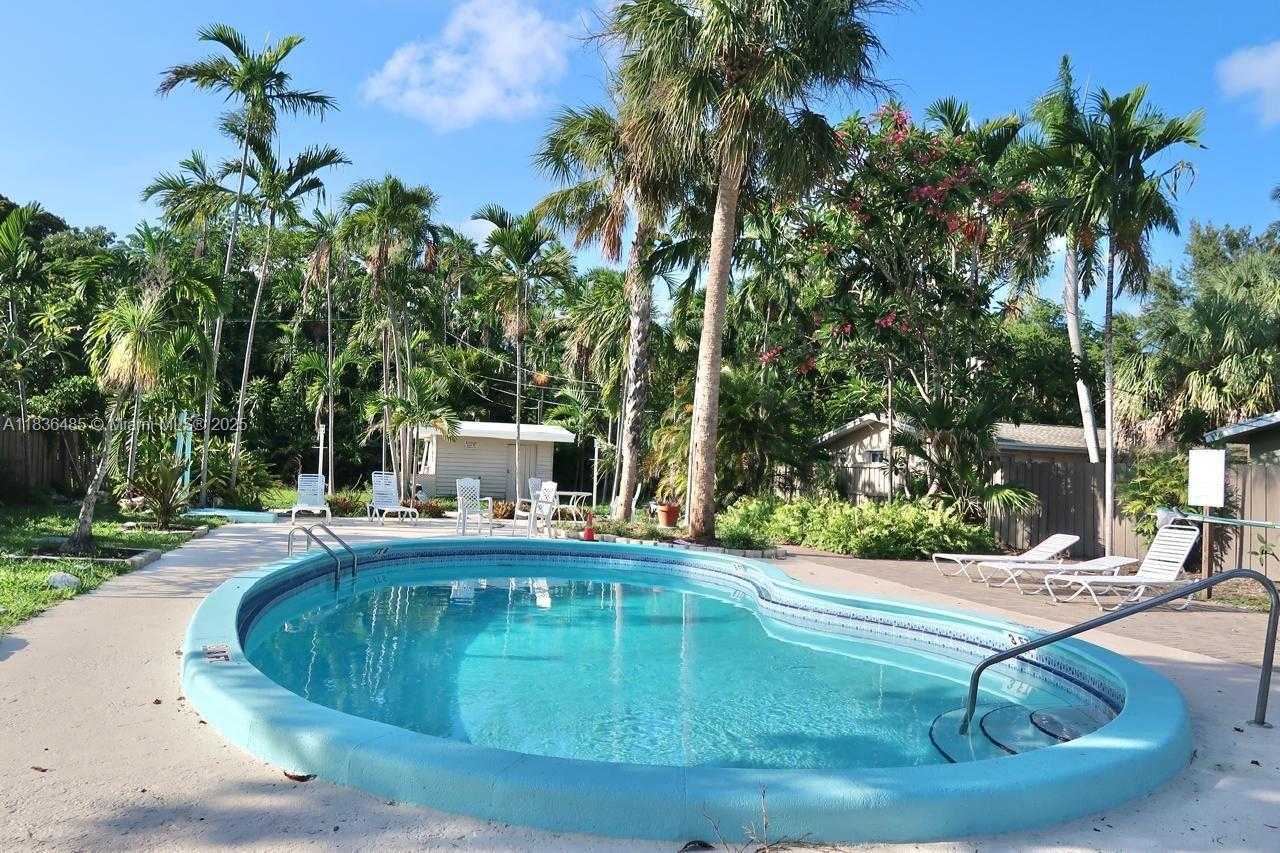 Small Image of 110 SOUTH WEST 20TH AVE #1-2, Fort Lauderdale Number 16