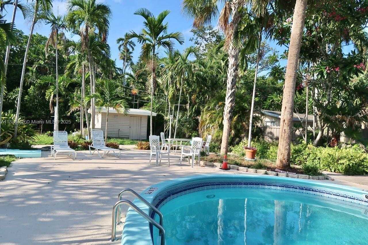 Small Image of 110 SOUTH WEST 20TH AVE #1-2, Fort Lauderdale Number 18