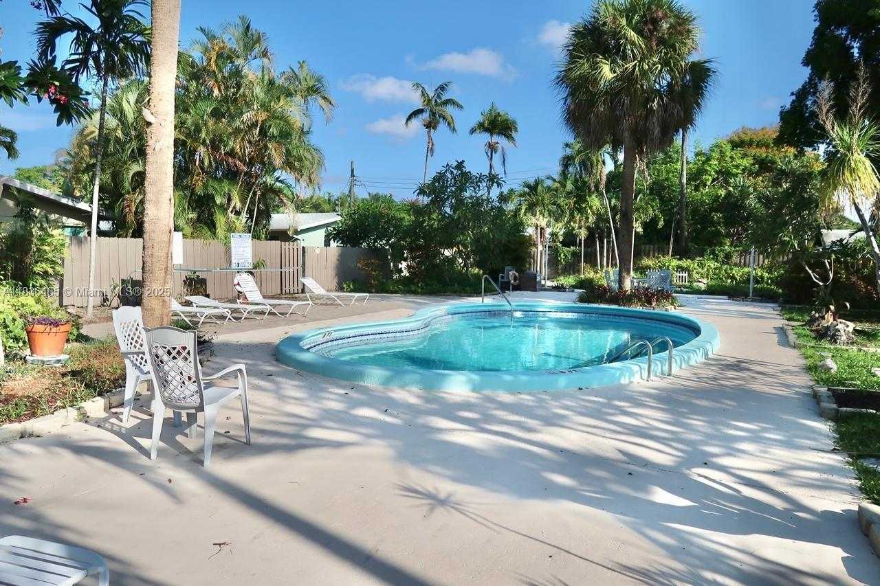 Small Image of 110 SOUTH WEST 20TH AVE #1-2, Fort Lauderdale Number 21