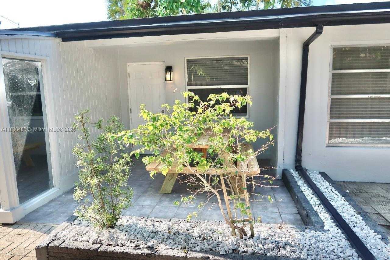 Small Image of 110 SOUTH WEST 20TH AVE #1-2, Fort Lauderdale Number 26