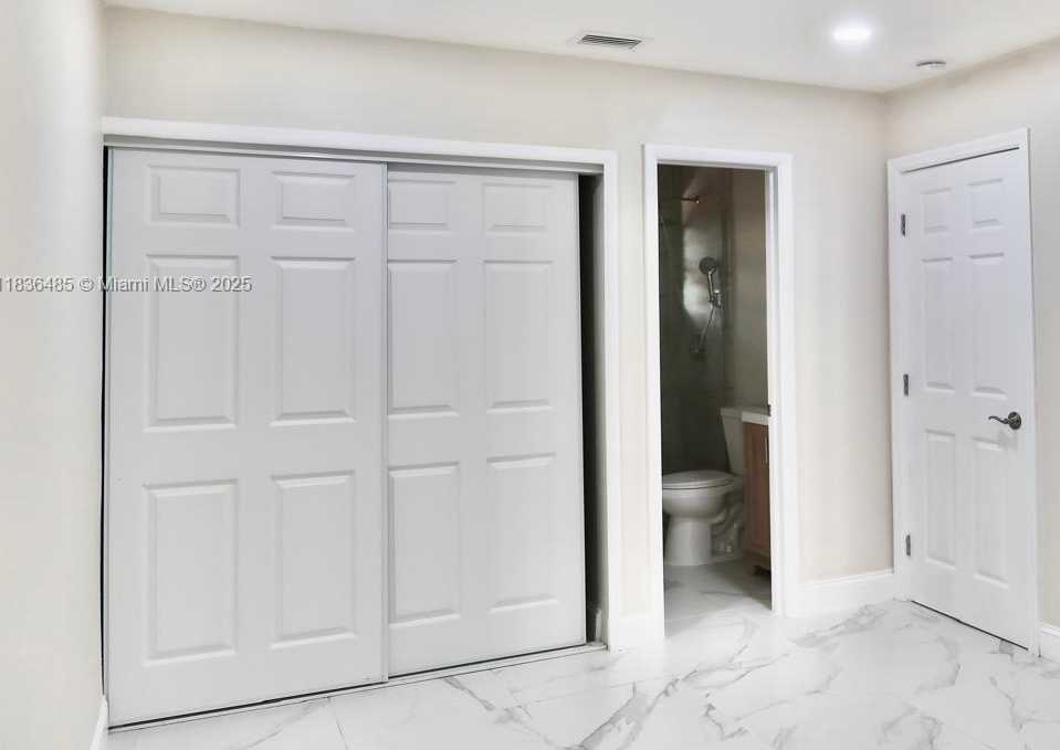Small Image of 110 SOUTH WEST 20TH AVE #1-2, Fort Lauderdale Number 5