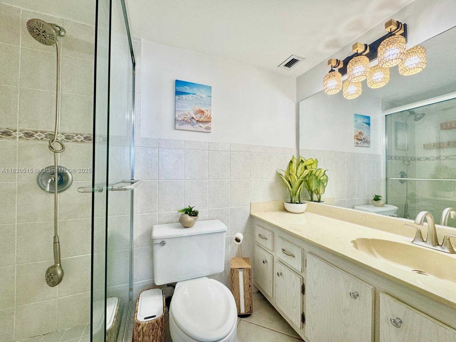 Small Image of 3800 SOUTH OCEAN DR #1709, Hollywood Number 32
