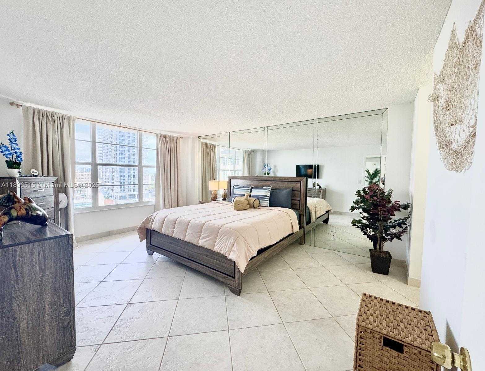 Small Image of 3800 SOUTH OCEAN DR #1709, Hollywood Number 45