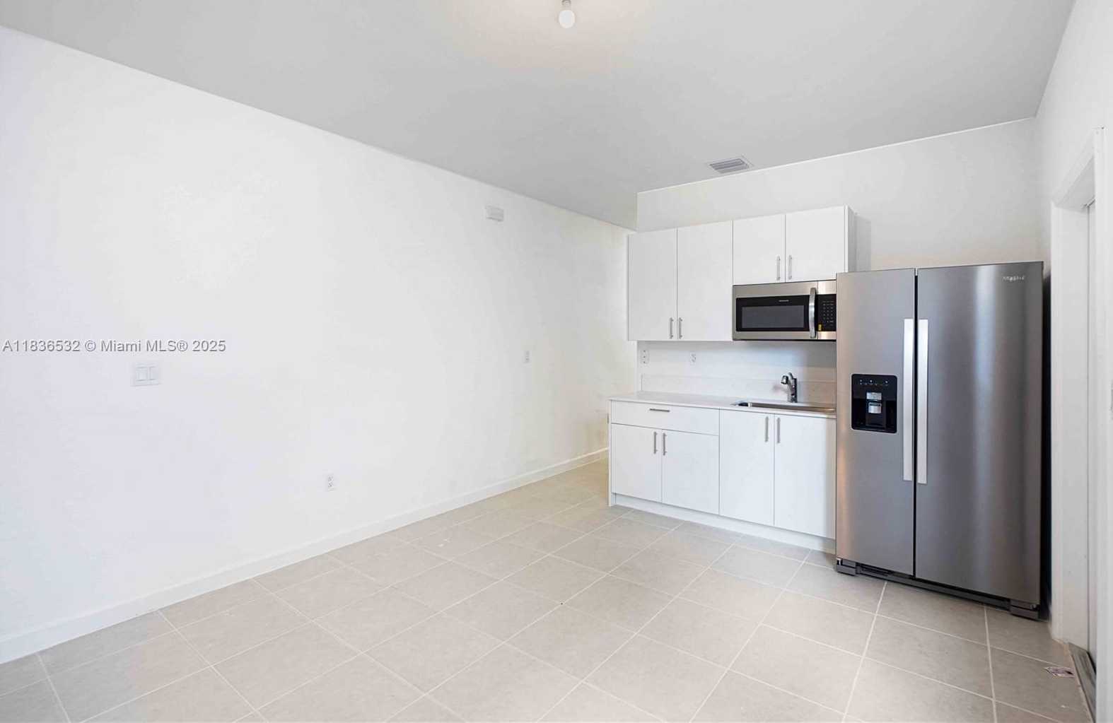 Small Image of 13621 185TH LN #A, Miami Number 2