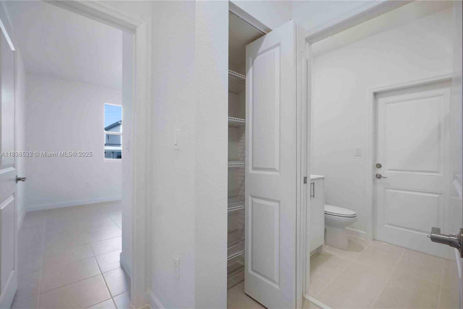 Small Image of 13621 185TH LN #A, Miami Number 9