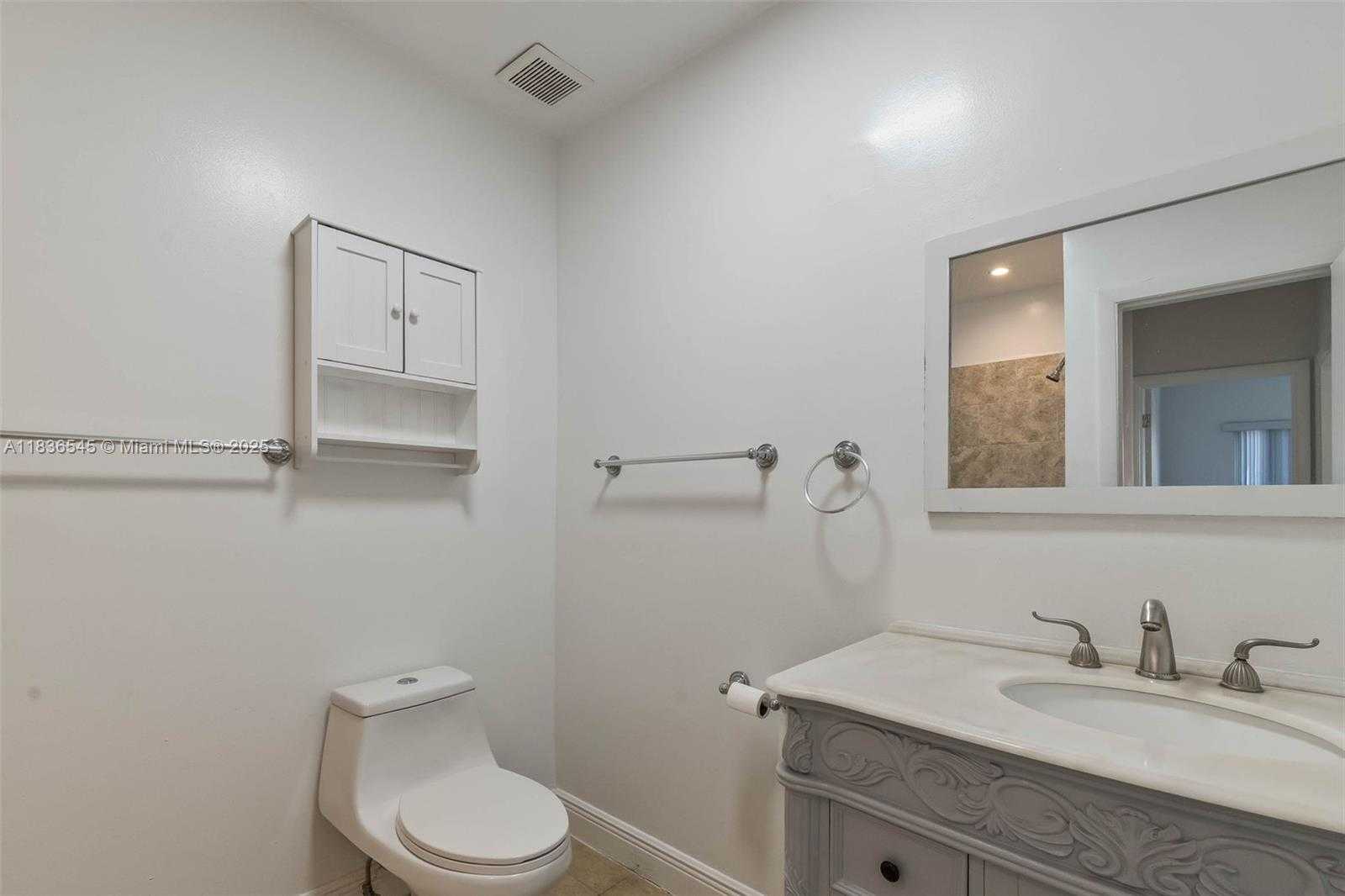 Small Image of 3916 SOUTH WEST 58TH AVE, Miami Number 14