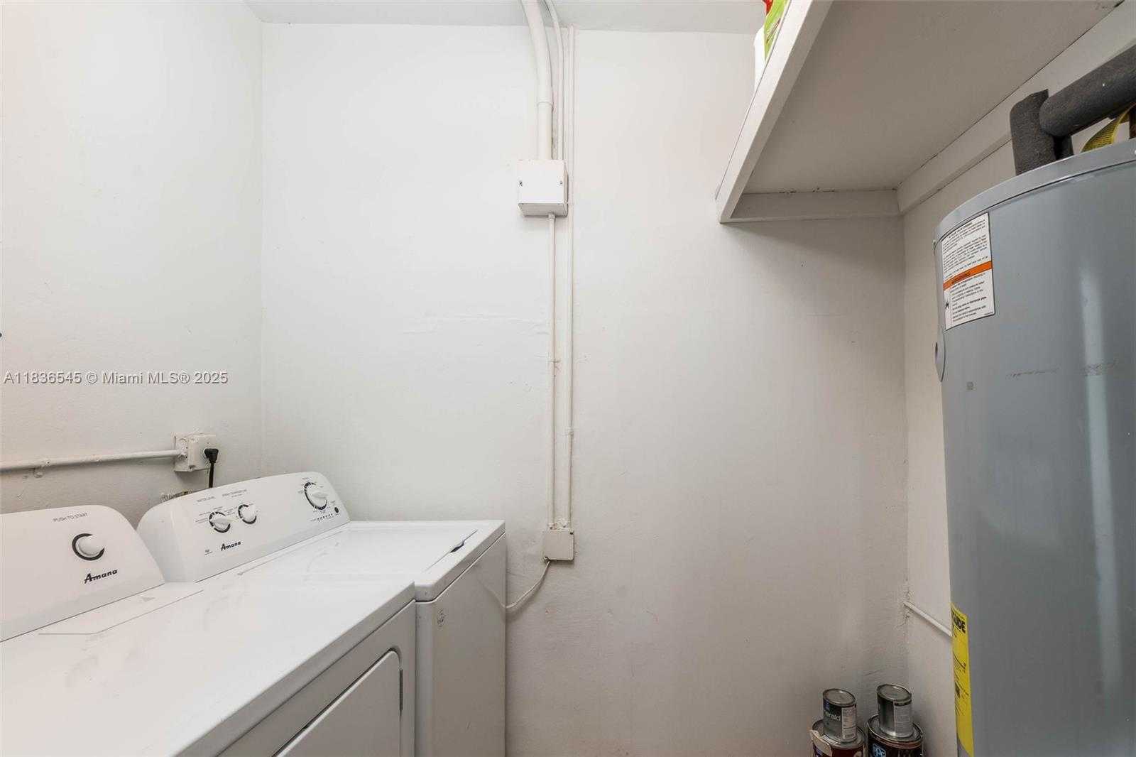 Small Image of 3916 SOUTH WEST 58TH AVE, Miami Number 17