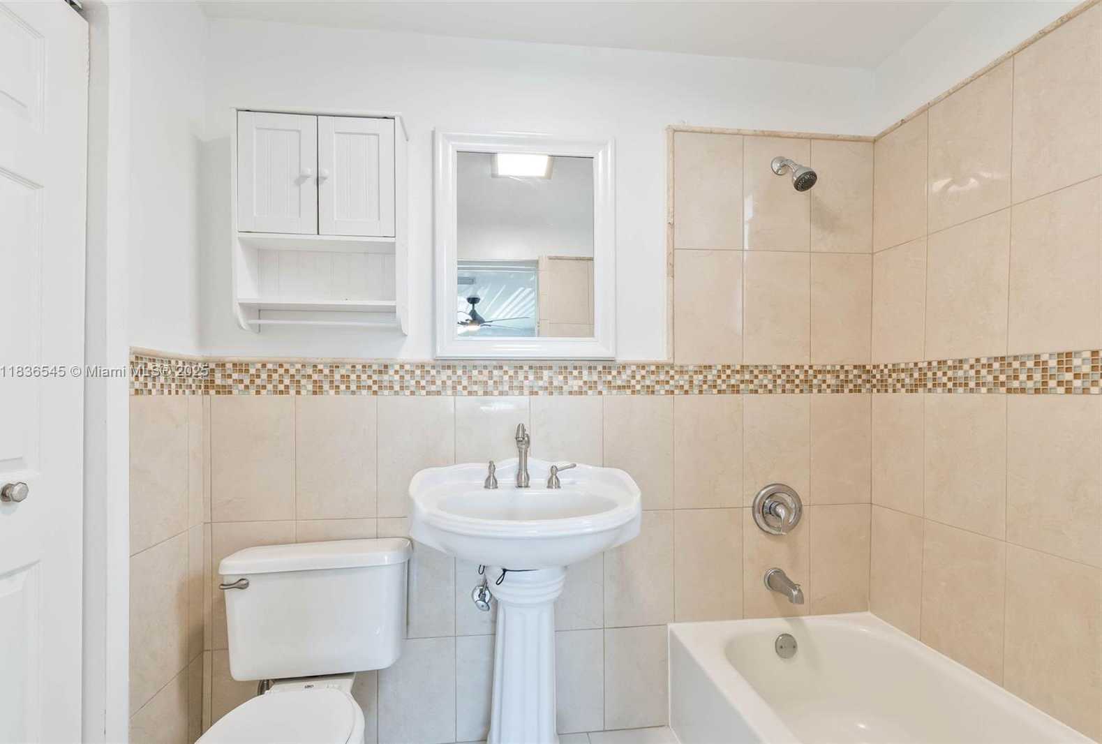 Small Image of 3916 SOUTH WEST 58TH AVE, Miami Number 18