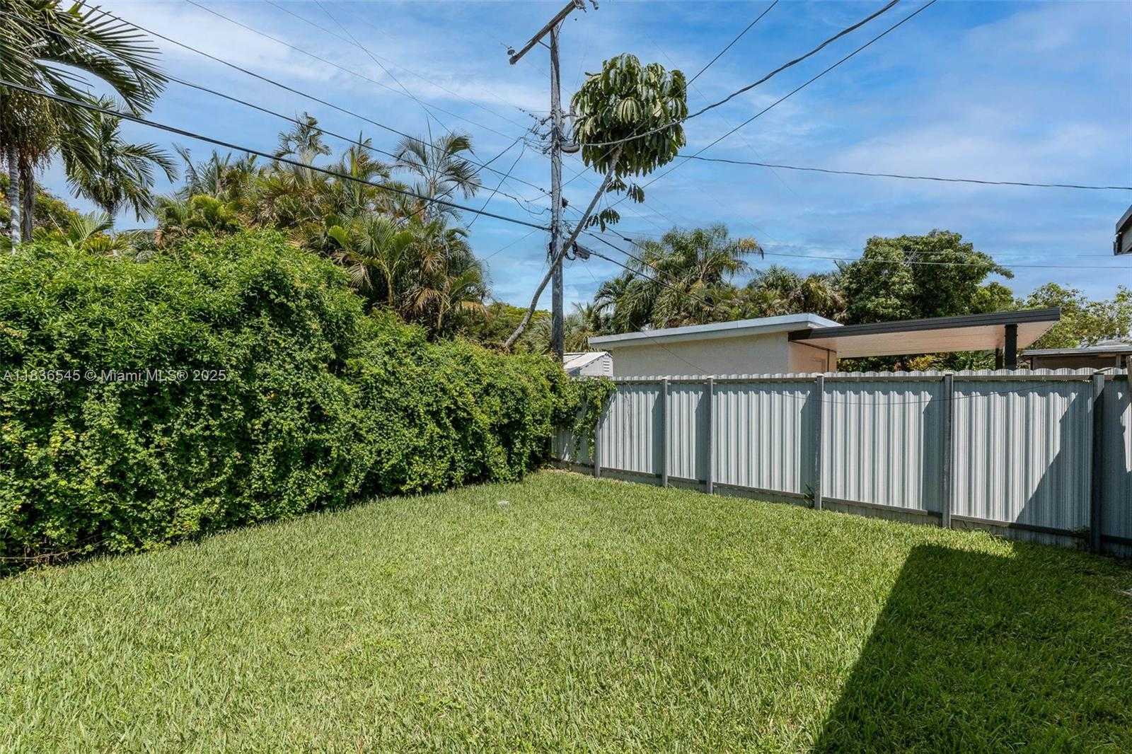 Small Image of 3916 SOUTH WEST 58TH AVE, Miami Number 20