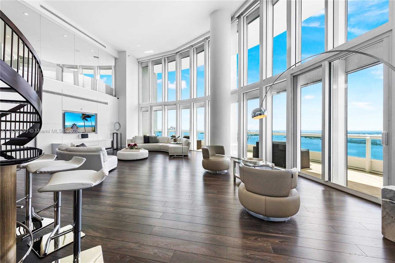 Small Image of 1643 BRICKELL AVE #3301, Miami Number 15